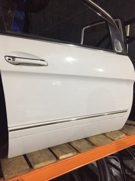 Дверь Mercedes B W245 2005 перед. прав. (б/у)