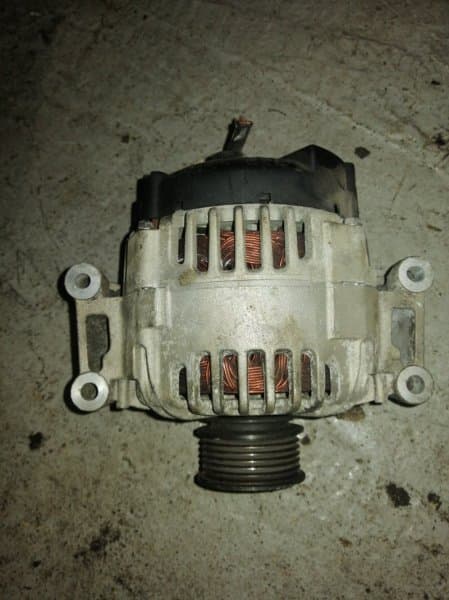 Генератор AUDI A4 B6 AMB (б/у)