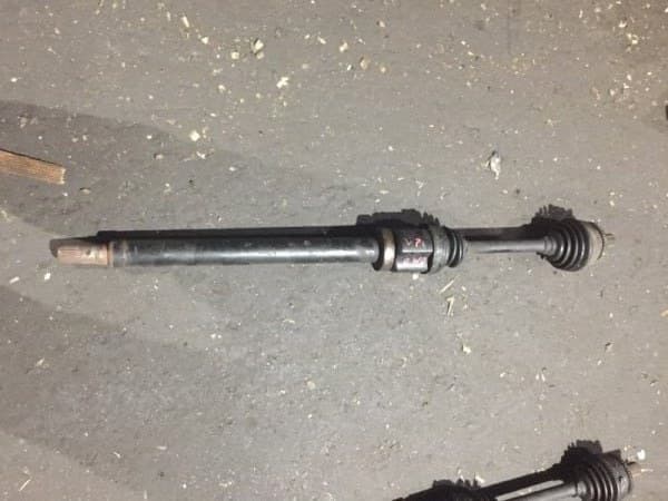 Привод VOLVO S60 P2 B5244S 2004 перед. прав. (б/у)