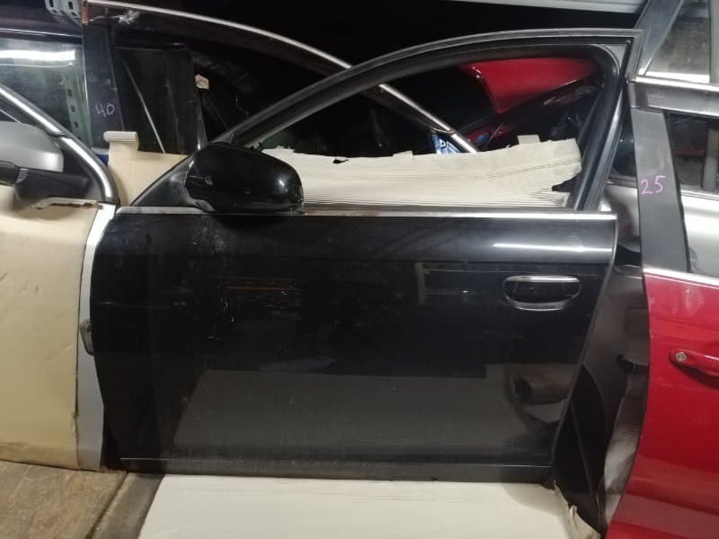 Дверь Audi A6 4F2 AUK 2007 перед. лев. (б/у)
