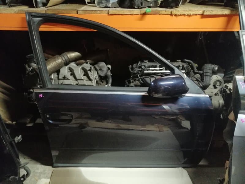 Дверь Audi A6 4B2 AGA 2000 перед. прав. (б/у)
