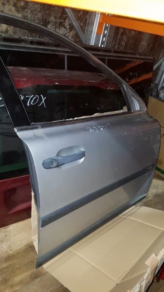 Дверь Volvo XC90 2005 перед. прав. (б/у)