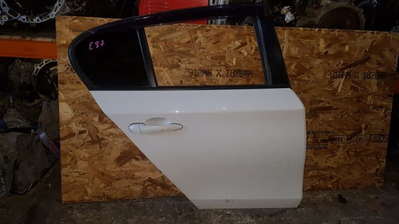 Дверь BMW 1 E87 задн. прав. (б/у)