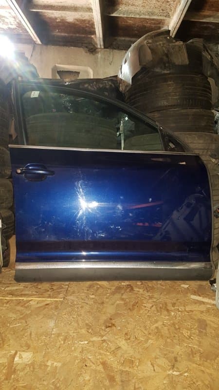 Дверь Volkswagen Touareg 2006 перед. прав. (б/у)