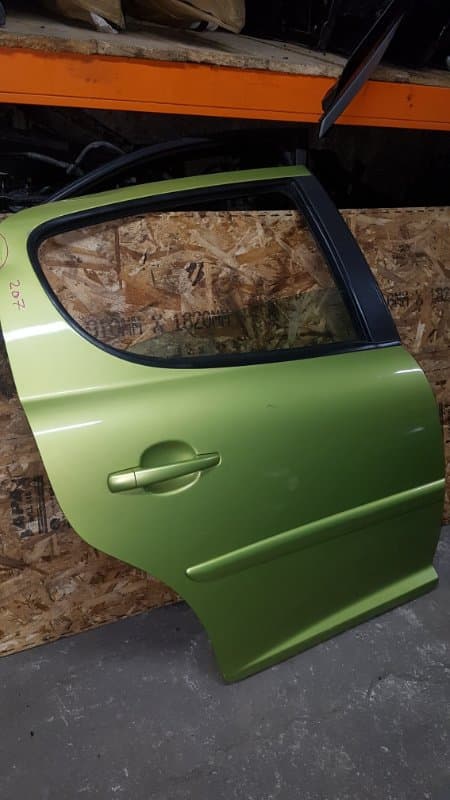 Дверь Peugeot 207 задн. прав. (б/у)