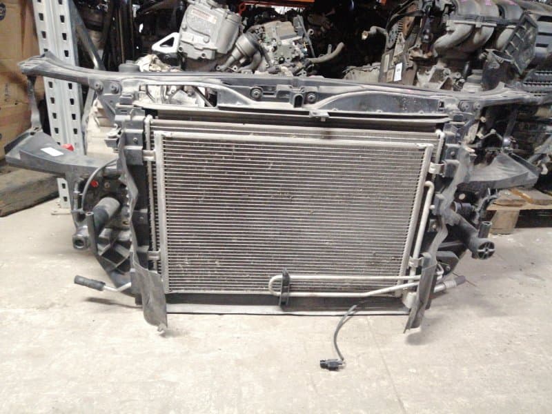 Панель передняя Audi A4 B7 2.0T 2004 (б/у)