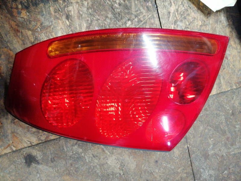 Фонарь Audi TT 8N3 BHE 2003 задн. прав. (б/у)