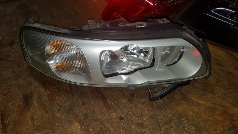 Фара ксенон Volvo S60 СЕДАН 2004 прав. (б/у)