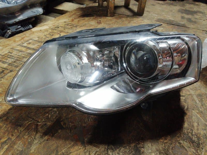 Фара ксенон адаптивный Volkswagen Passat 3C5 AXZ 2006 перед. лев. (б/у)
