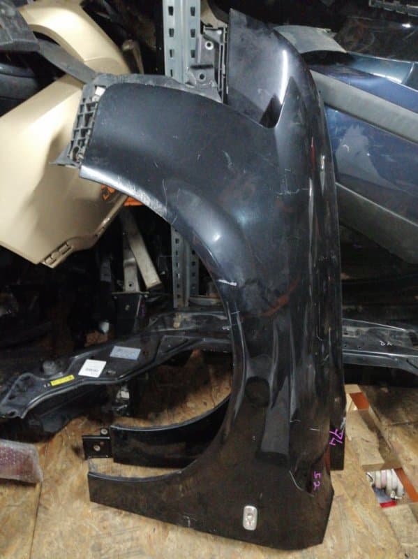 Крыло Audi A4 8E5 AMB 2002 перед. лев. (б/у)