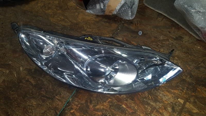 Фара ксенон линза Peugeot 407 СЕДАН 3FZ EW12J4 2009 перед. прав. (б/у)