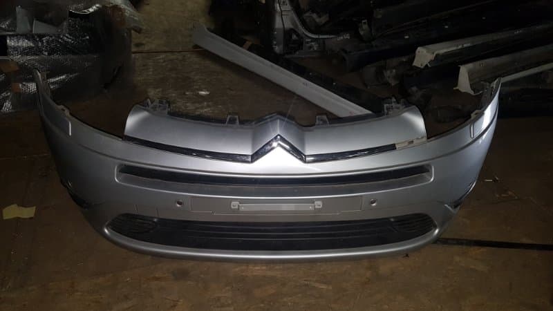Бампер Citroen Grand C4 Picasso UA RFJ 2008 перед. (б/у)