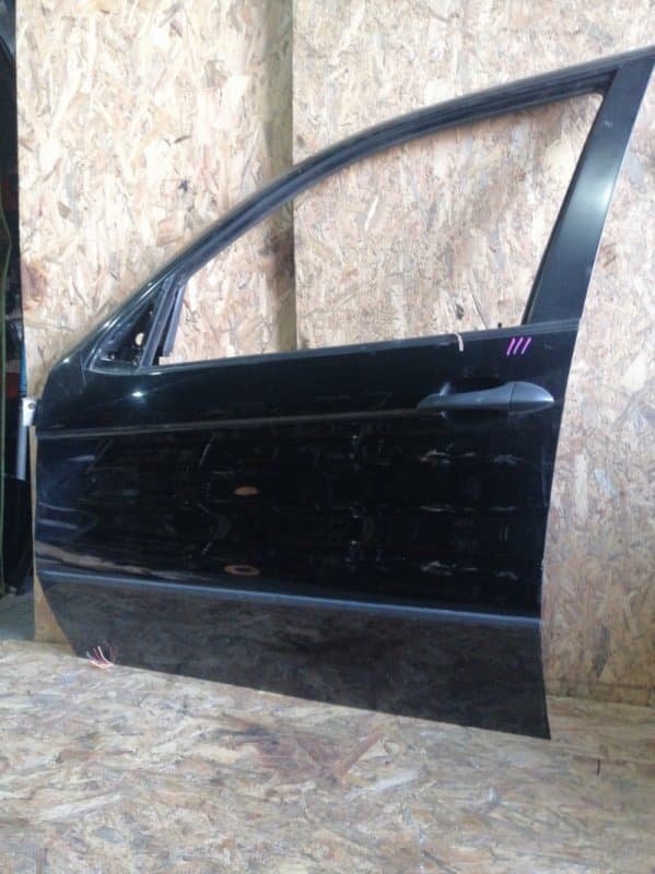 Дверь BMW X5 E53 M54B30 2005 перед. лев. (б/у)
