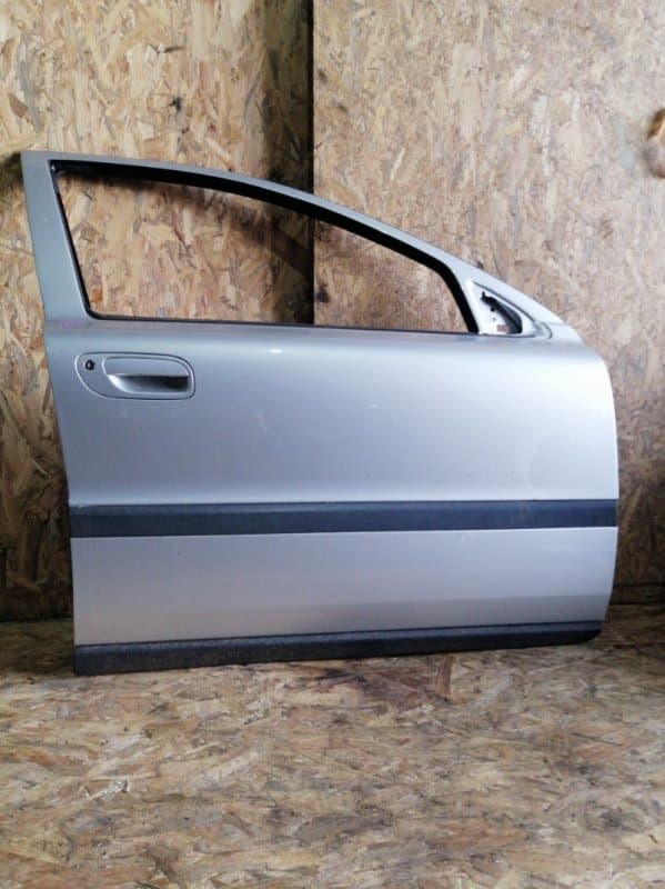 Дверь Volvo S60 RS B5244S 2002 перед. прав. (б/у)