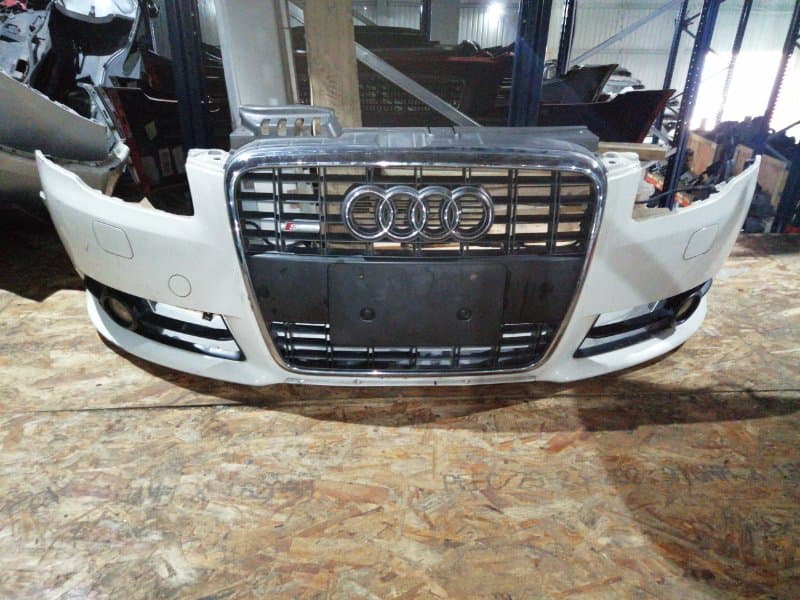 Бампер Audi A4 8EC BGB 2006 перед. (б/у)