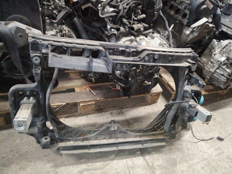 Панель передняя Audi A6 C6 4.2 (б/у)