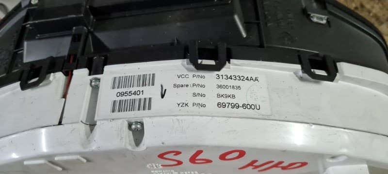 Щиток приборов Volvo s60 (б/у)