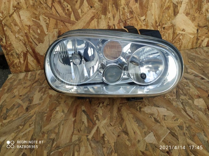 Фара Volkswagen Golf 4 1J APK 2002 прав. (б/у)
