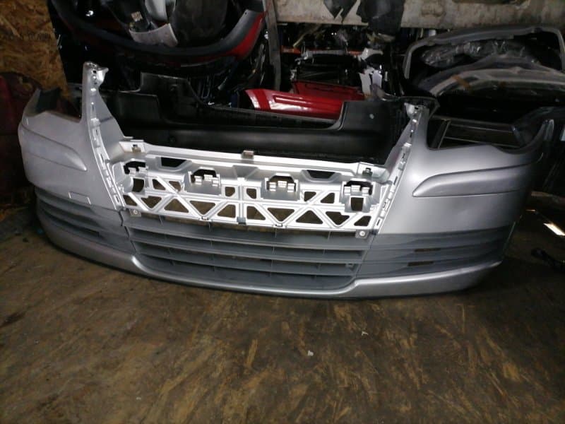Бампер Volkswagen Touran 1T2 BMY 2008 перед. (б/у)