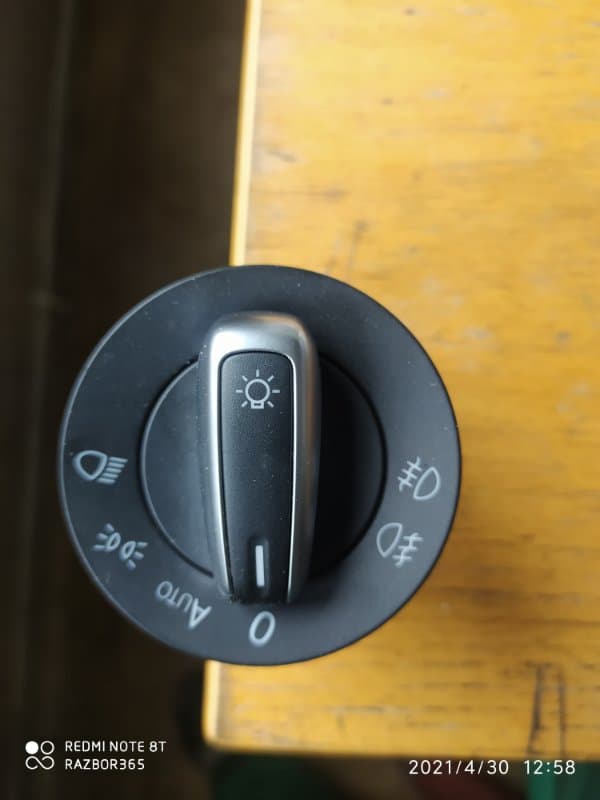 Переключатель света Volkswagen Golf 6 5K CAXA 2011 (б/у)