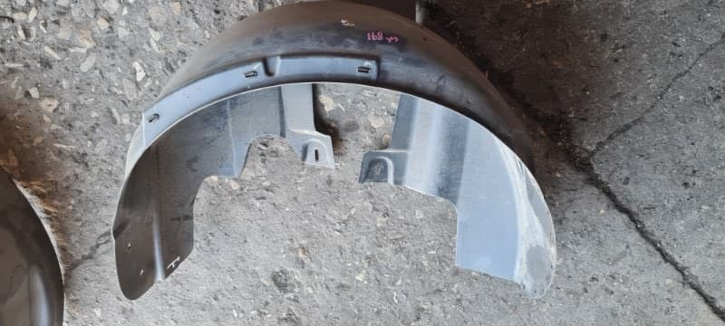 Подкрылок Volvo C30 MK B5244S 2008 задн. лев. (б/у)