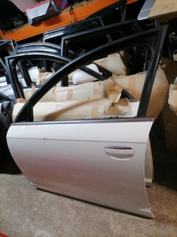 Дверь Audi A6 4F2 BDW 2006 перед. лев. (б/у)
