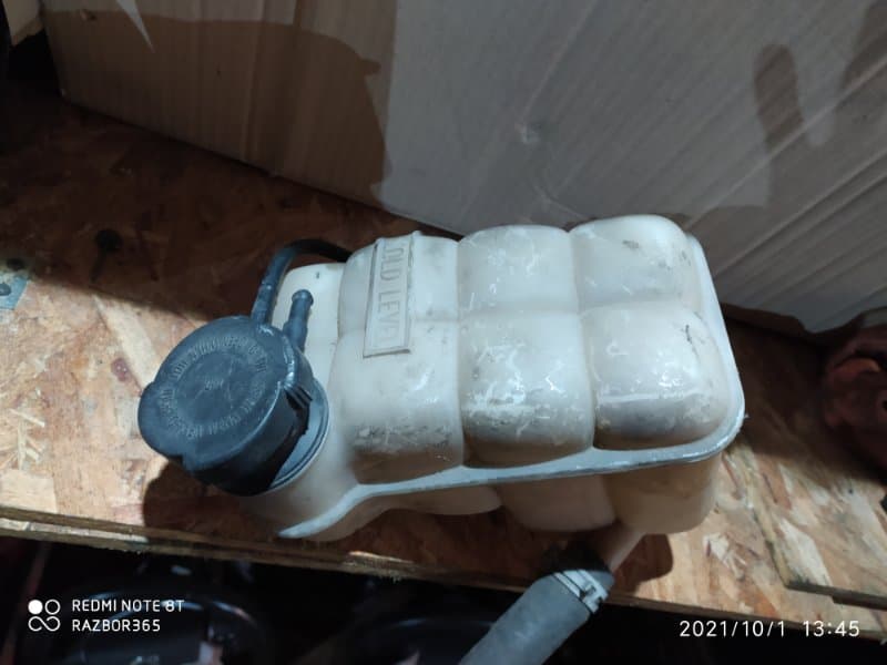Бачок расширительный Land Rover DISCOVERY 2 4.6 2002 (б/у)