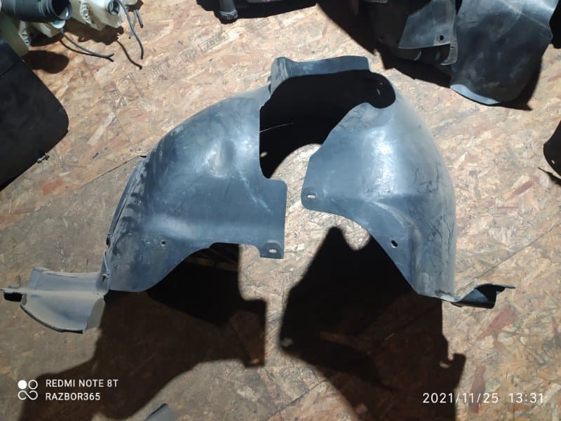 Подкрылок Porsche Cayenne 955 48.50 2004 перед. прав. (б/у)