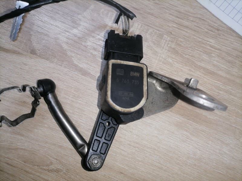 Датчик уровня подвески BMW 3 E90 N46B20BA 2005 (б/у)