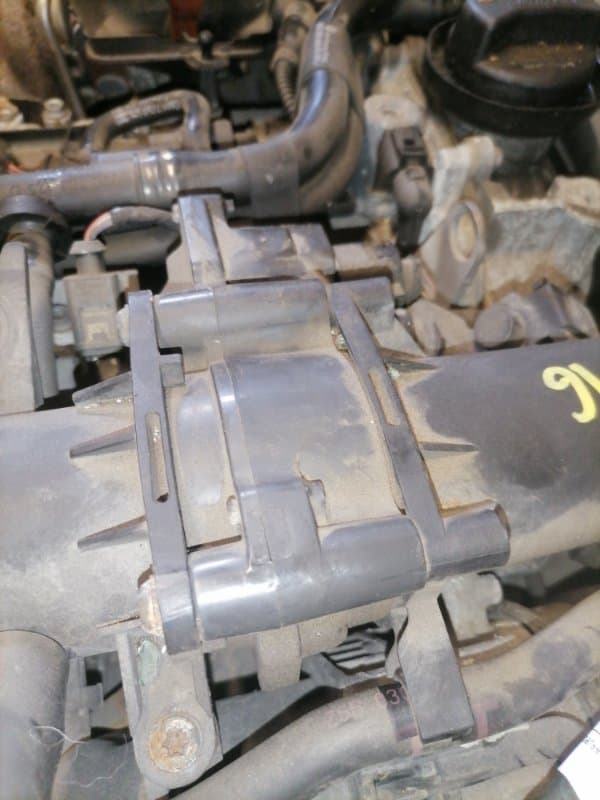 Воздушная заслонка Volkswagen Touran 1T2 BLG 2008 (б/у)