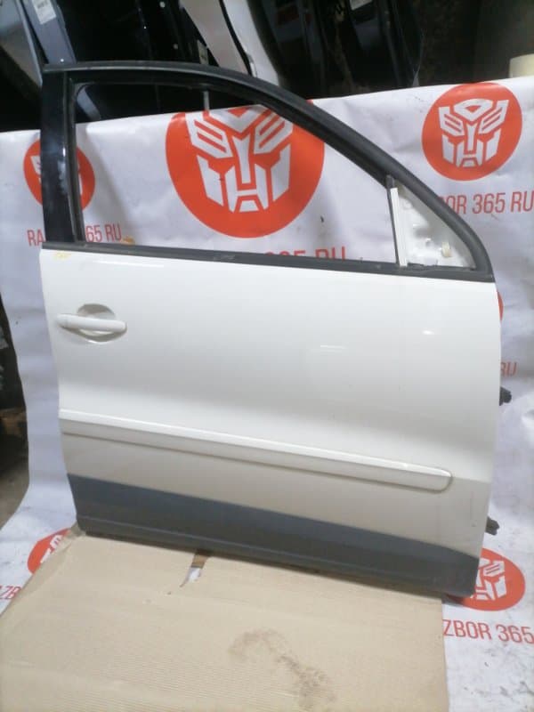 Дверь Volkswagen Tiguan 5N1 CAW 2010 перед. прав. (б/у)