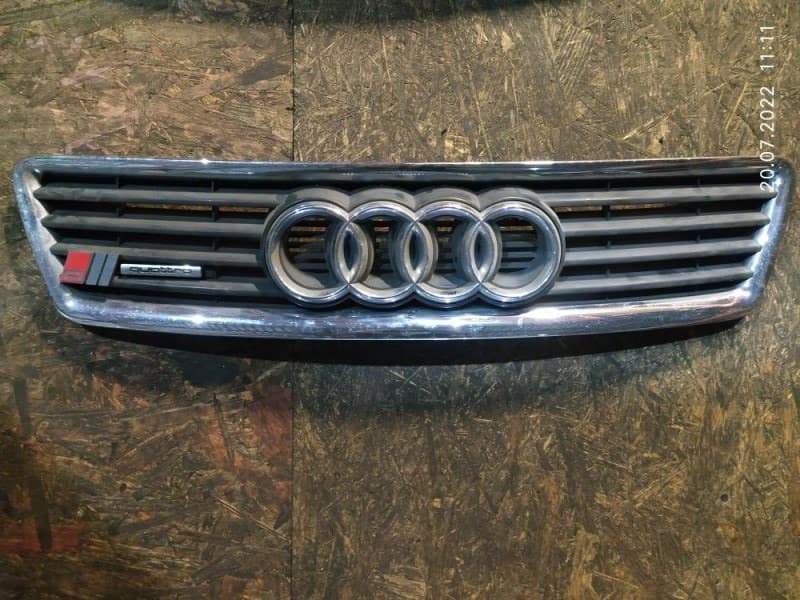 Решетка радиатора Audi A6 Allroad 4B BES 2003 (б/у)