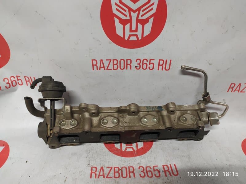 Коллектор впускной VOLKSWAGEN Touran 2 1T2 BMY 2009 (б/у)