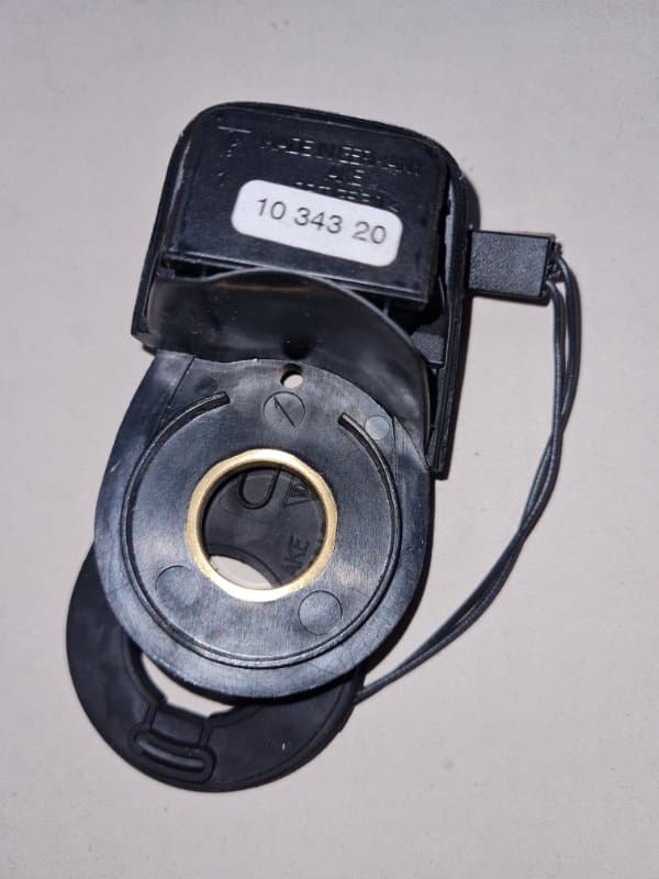 КНОПКА БЕЗ КРЫШКИ Porsche Cayenne 957-955 2003 задн.