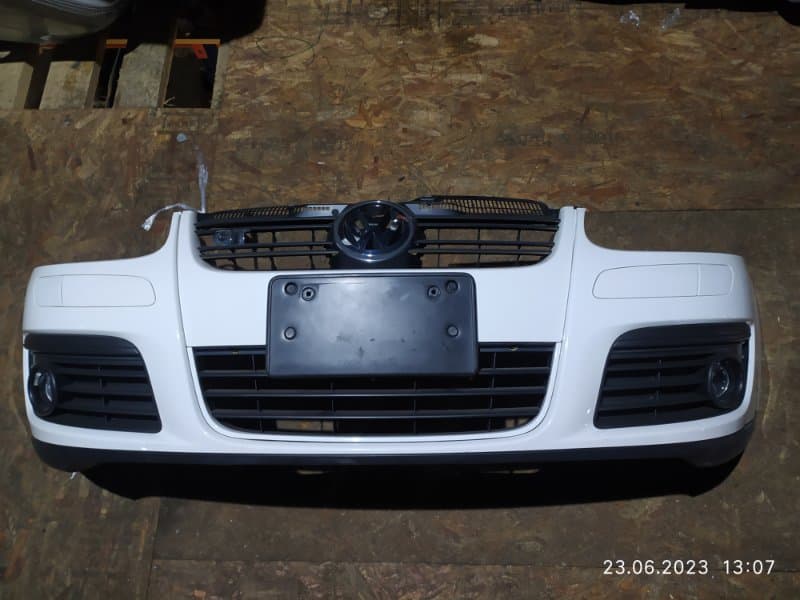 Бампер VOLKSWAGEN Golf 5 GT 1K0 CAV 2008 перед. (б/у)