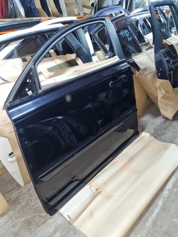 Дверь VOLVO S40 MS B5244S 2010 перед. лев. (б/у)