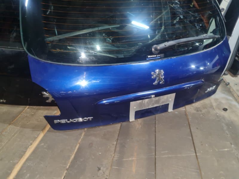 Крышка багажника Peugeot 206 2A KFV 2009 (б/у)