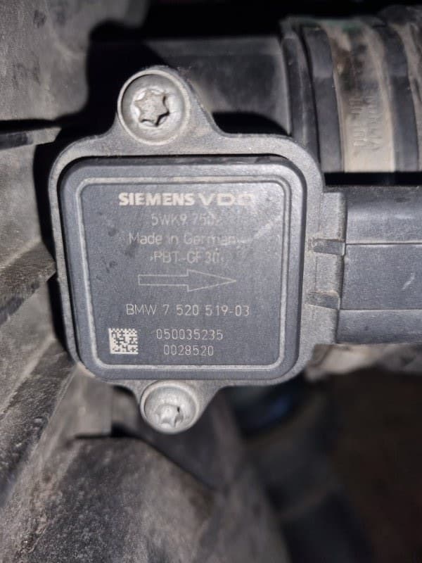 Датчик массового расхода воздуха ДМРВ BMW 3 E90 N52B25AF 2005 (б/у)
