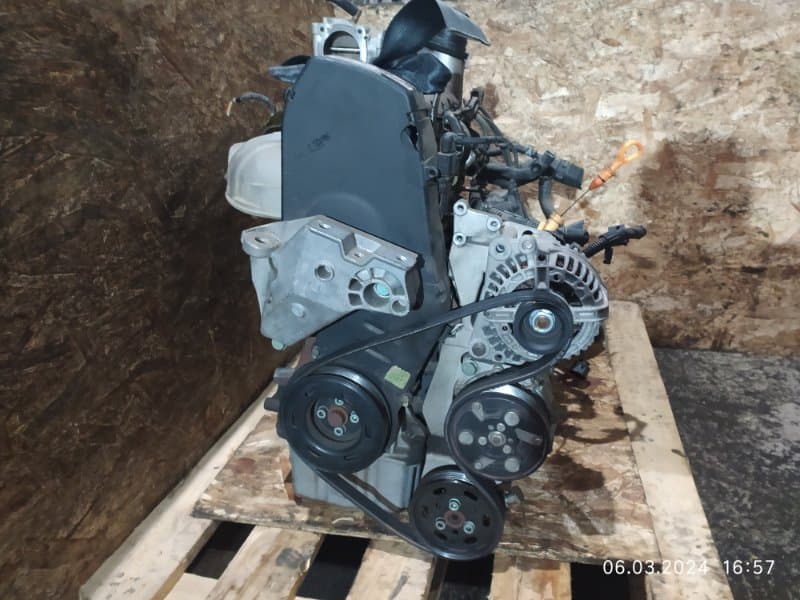 ДВИГАТЕЛЬ AZJ Volkswagen Golf 4 1J AZJ 2003 (б/у)