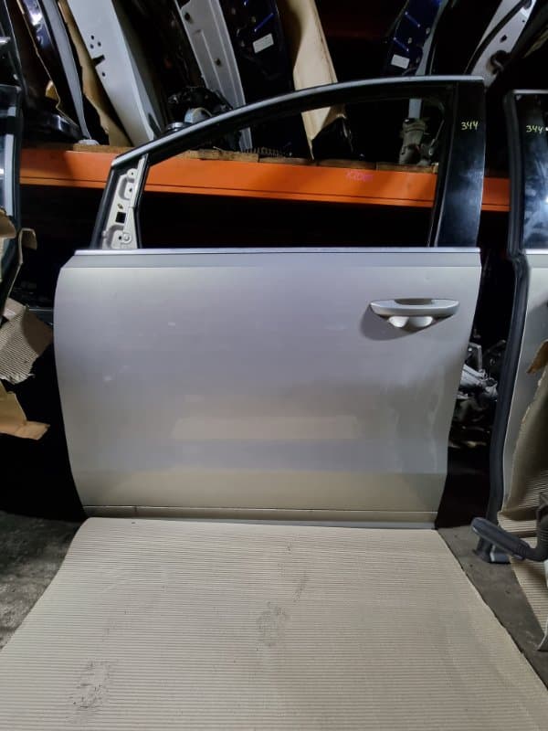 Дверь Volkswagen Sharan 7N CAV 2011 перед. лев. (б/у)