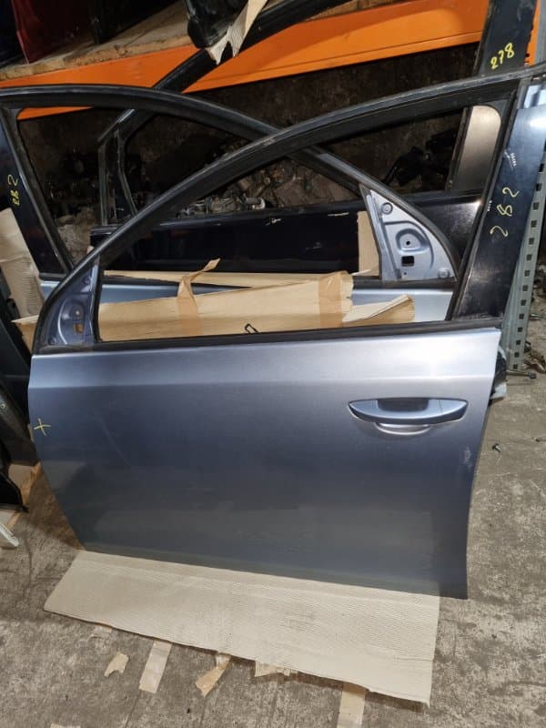 Дверь Volkswagen Golf 5K1 CAX 2011 перед. лев. (б/у)