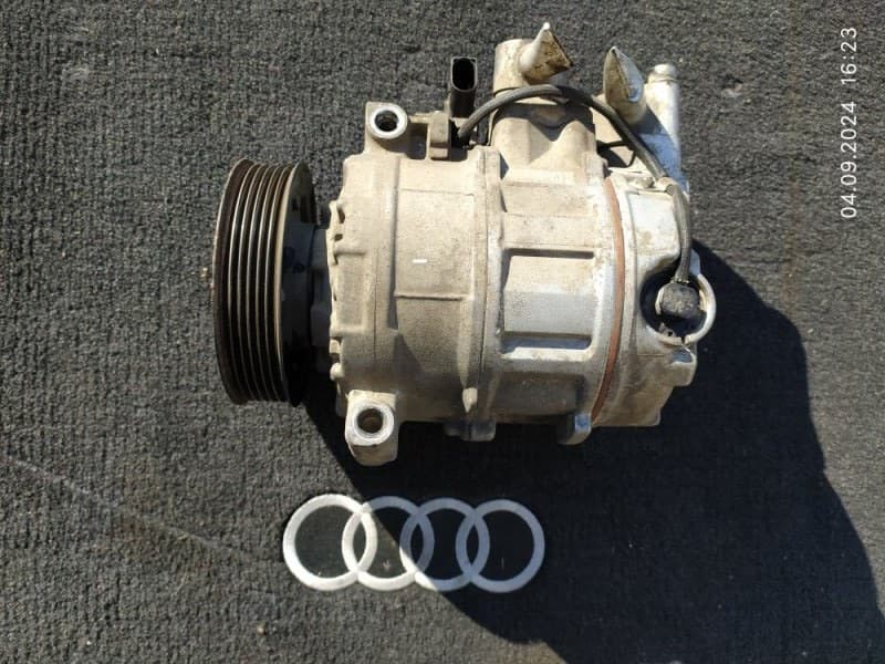 Компрессор кондиционера AUDI A4 8E5 AMB 2003 (б/у)