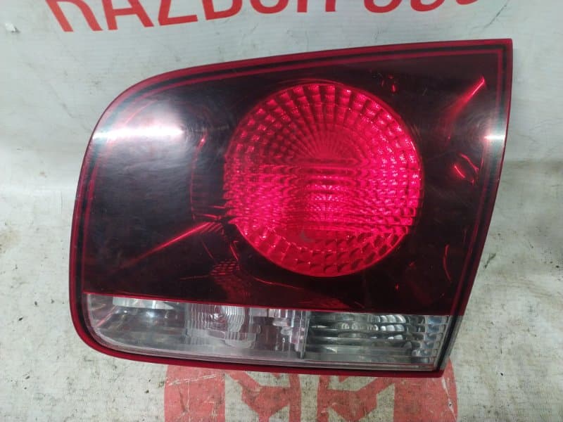 Фонарь крышки багажника Volkswagen TOUAREG 7L BAR 2008 задн. прав. (б/у)