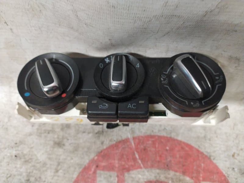 Блок управления климат-контролем Volkswagen Polo 6R1 CBZ 2011 (б/у)