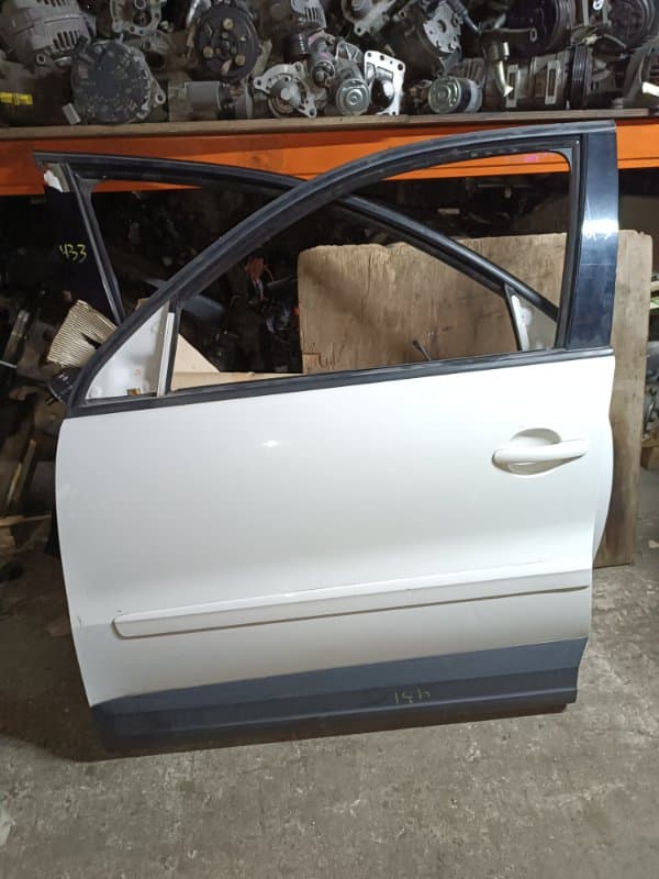 Дверь Volkswagen Tiguan 5N1 CAW 2009 перед. лев. (б/у)
