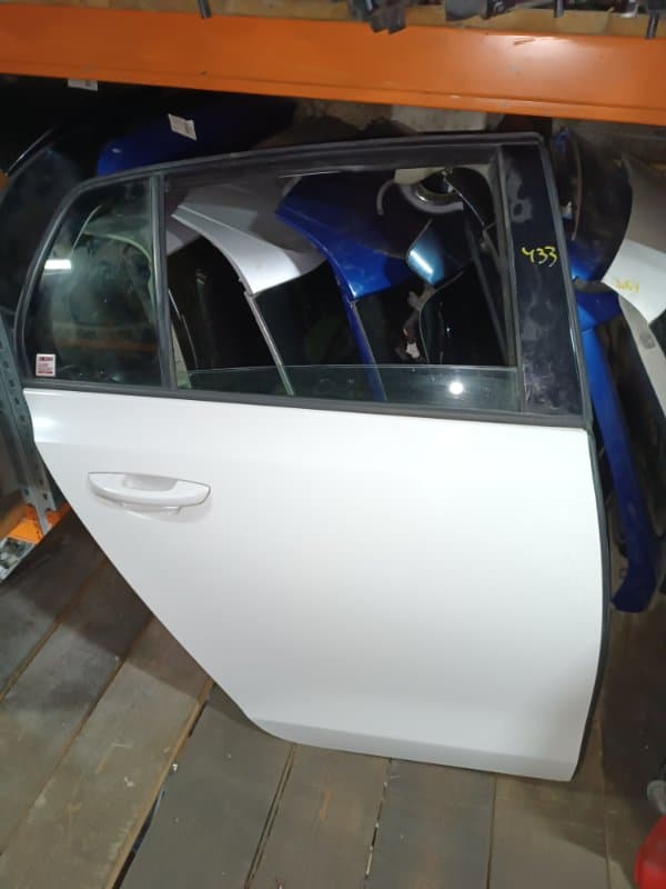 Дверь Volkswagen Golf 5K1 CAX 2011 задн. прав. (б/у)