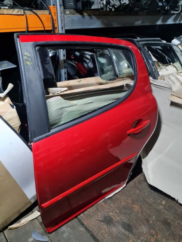 Дверь Peugeot 207 ХЕЧБЕК 5FW EP6CD EUR4 2007 задн. лев. (б/у)