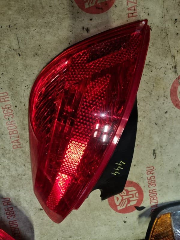Фонарь Peugeot 308 4C 1.6T EP6CDT 5FV 2011 задн. прав. (б/у)
