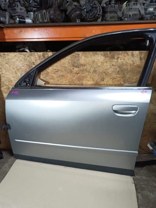 Дверь Audi A4 8E5 AMB 2004 перед. лев. (б/у)