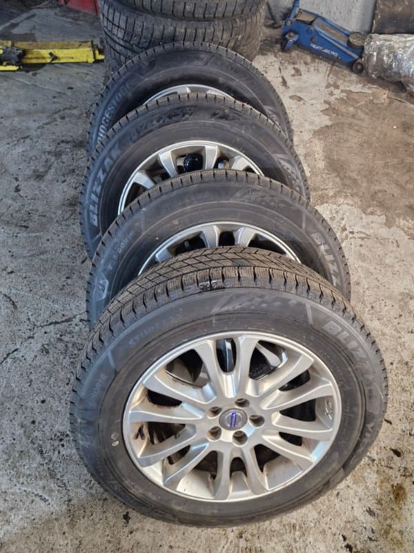 Комплект колёс 235/60/18 зима липучка Volvo XC60 DZ B6304T2 2010 (б/у)